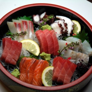 makanan-khas-Jepang-sashimi-1