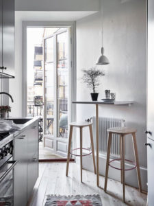 Table Countertop untuk Apartemen