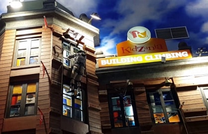 climbing building kidzania