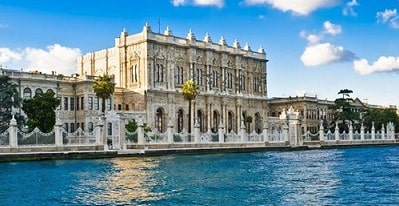 Istana Dolmabahçe