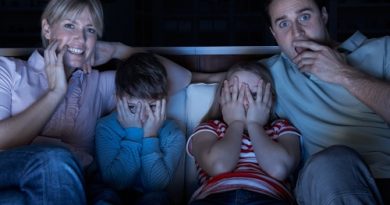 ajak anak nonton film horor